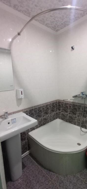 Бухара: Hotel Guest House GOLDEN DEGREZ