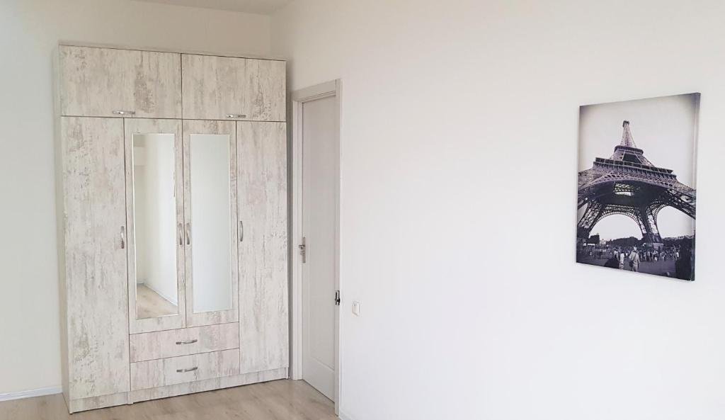 Тбилиси: 1 Petre Sarajishvili Street, Tbilisi