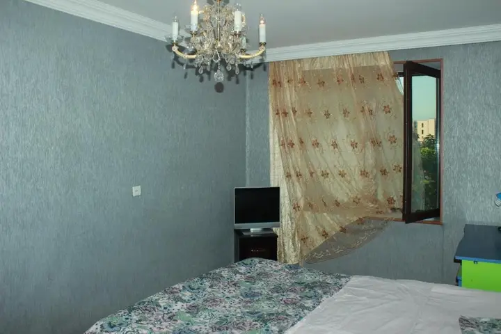 Кутаиси: Flat 51 Kutaisi