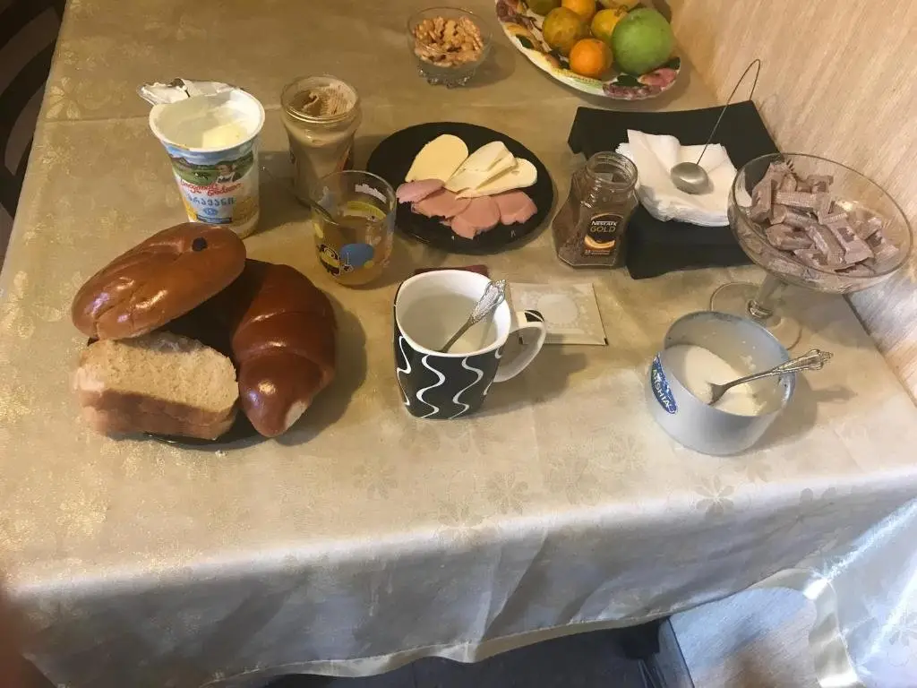 Тбилиси: 30 Elene Akhvlediani St, Tbilisi