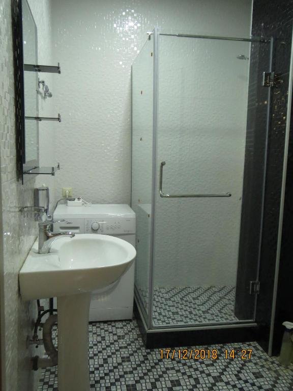 Тбилиси: 10 Sulkhan Nasidze Street