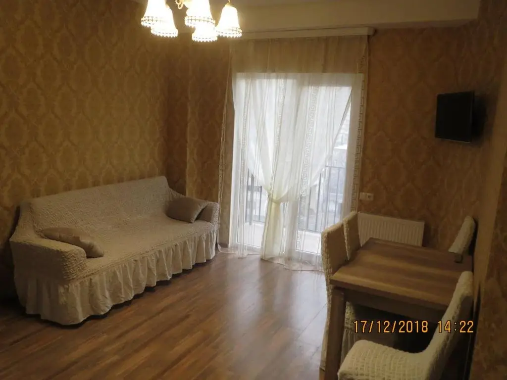 Тбилиси: 10 Sulkhan Nasidze Street