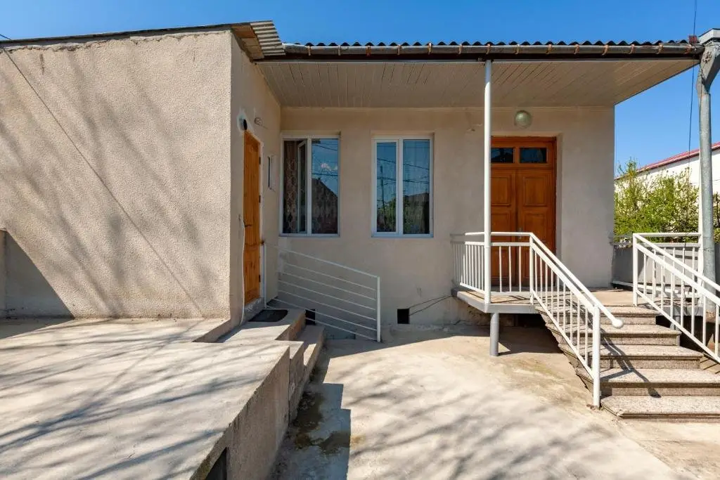 Кутаиси: 114 Tsereteli Street