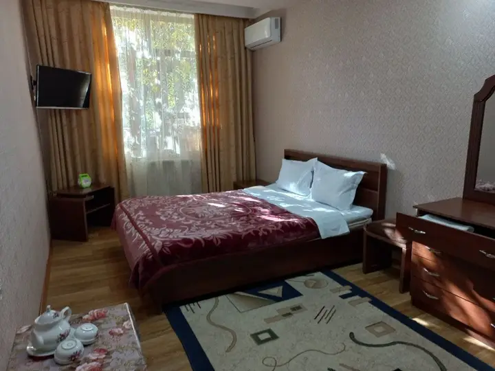 Ташкент: Aziz Mehmon Hotel