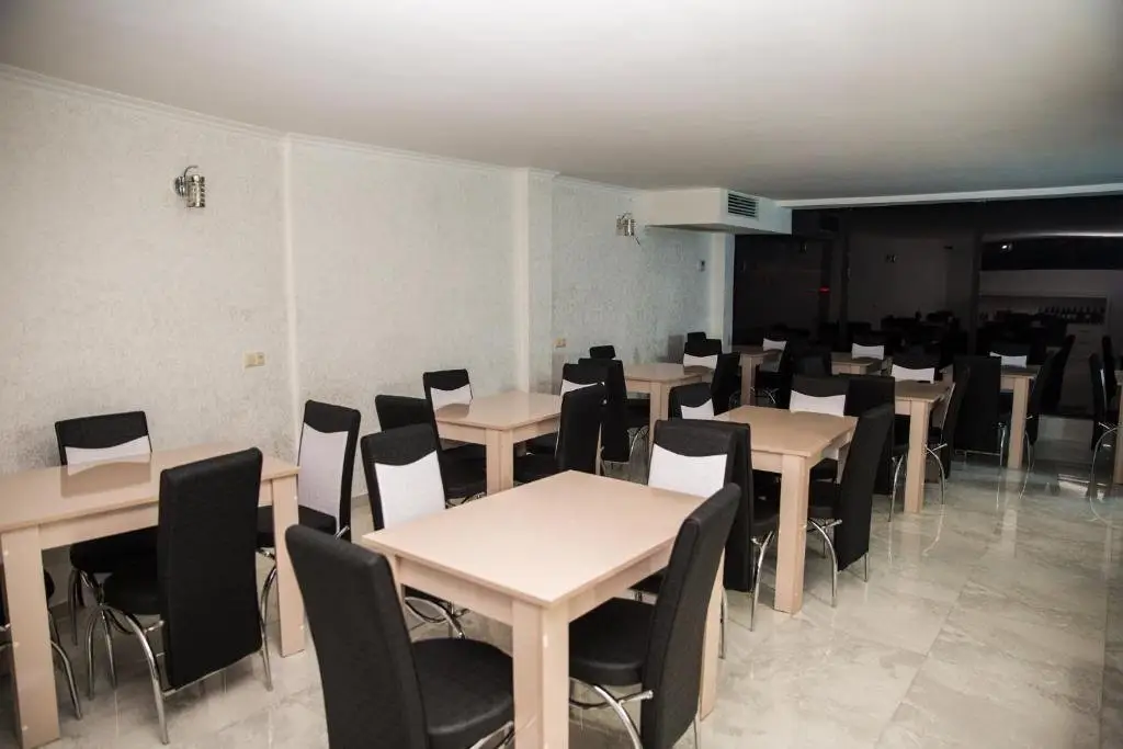 Батуми: Hotel Batomi