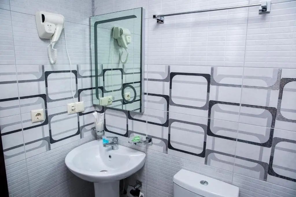 Батуми: Hotel Batomi