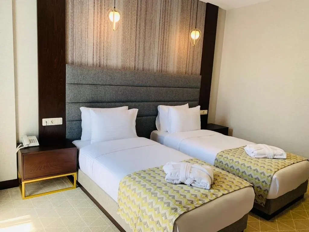 Батуми: Hotel Salvador