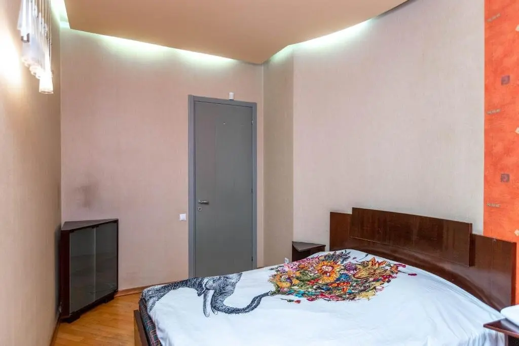 Тбилиси: 2-Bedroom Apartment Vera