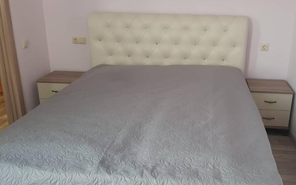 Батуми: The New Flat with 3 Rooms for 4-6 Guests