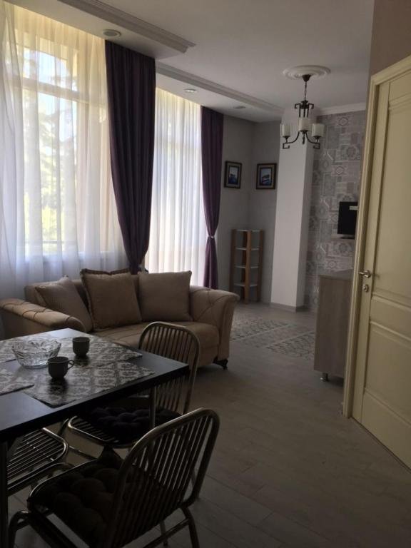 Кобулети: 1st line Kobuleti apartment