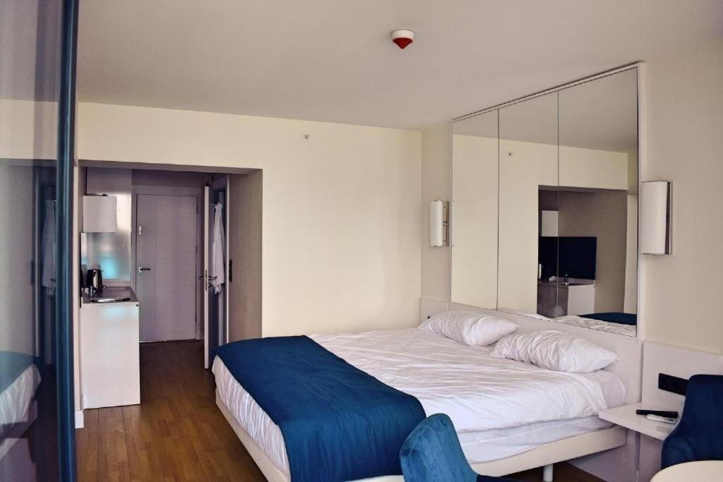 Батуми: Apartment hotel in Batumi