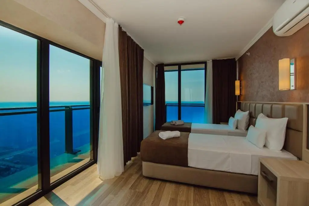 Батуми: Hotel KANZLER