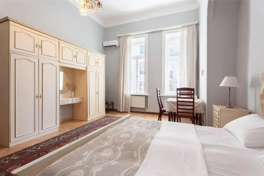Тбилиси: 3BRDuplex w/ethnic interior?3min to Liberty Square