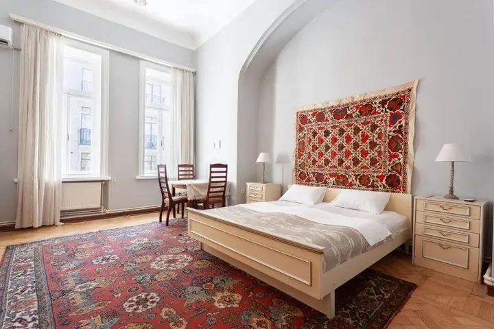 Тбилиси: 3BRDuplex w/ethnic interior?3min to Liberty Square