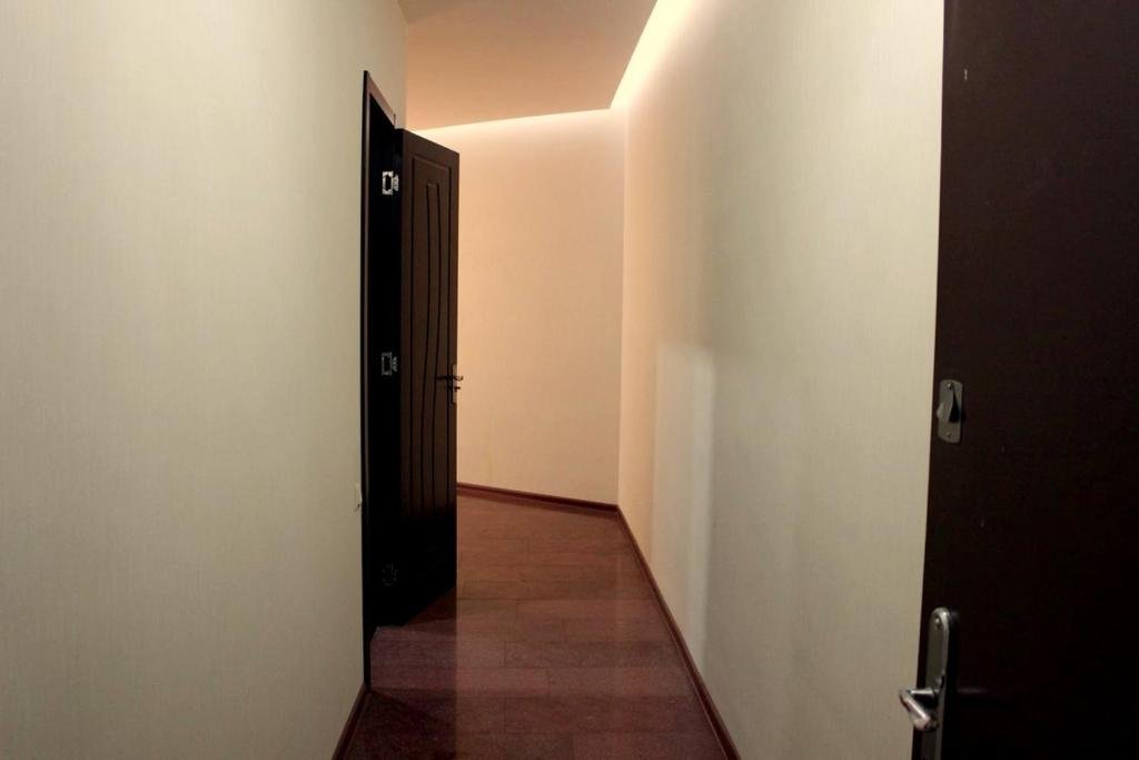 Тбилиси: 1 bedroom apartment in Simon Kandelaki 33