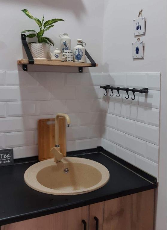 Кобулети: 3-Bedroom Apartment in Kobuleti