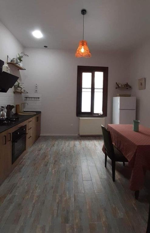 Кобулети: 3-Bedroom Apartment in Kobuleti