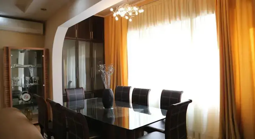 Тбилиси: Five Star Apartment