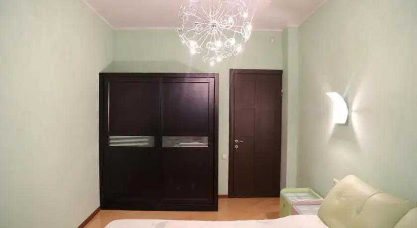 Тбилиси: Five Star Apartment