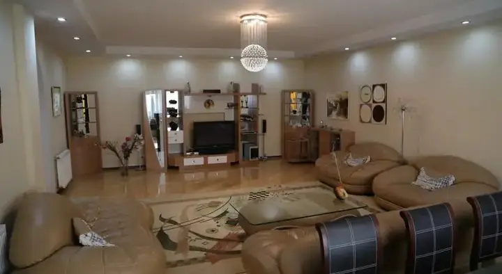 Тбилиси: Five Star Apartment