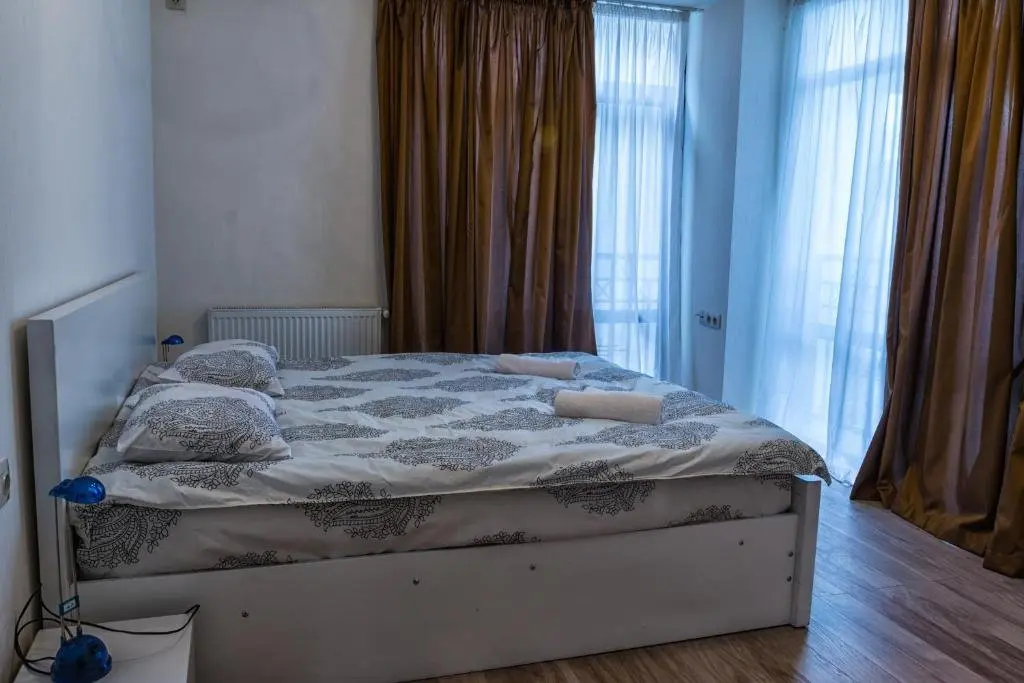 Тбилиси: Apartment Art Nebula Old Tbilisi Avlabari
