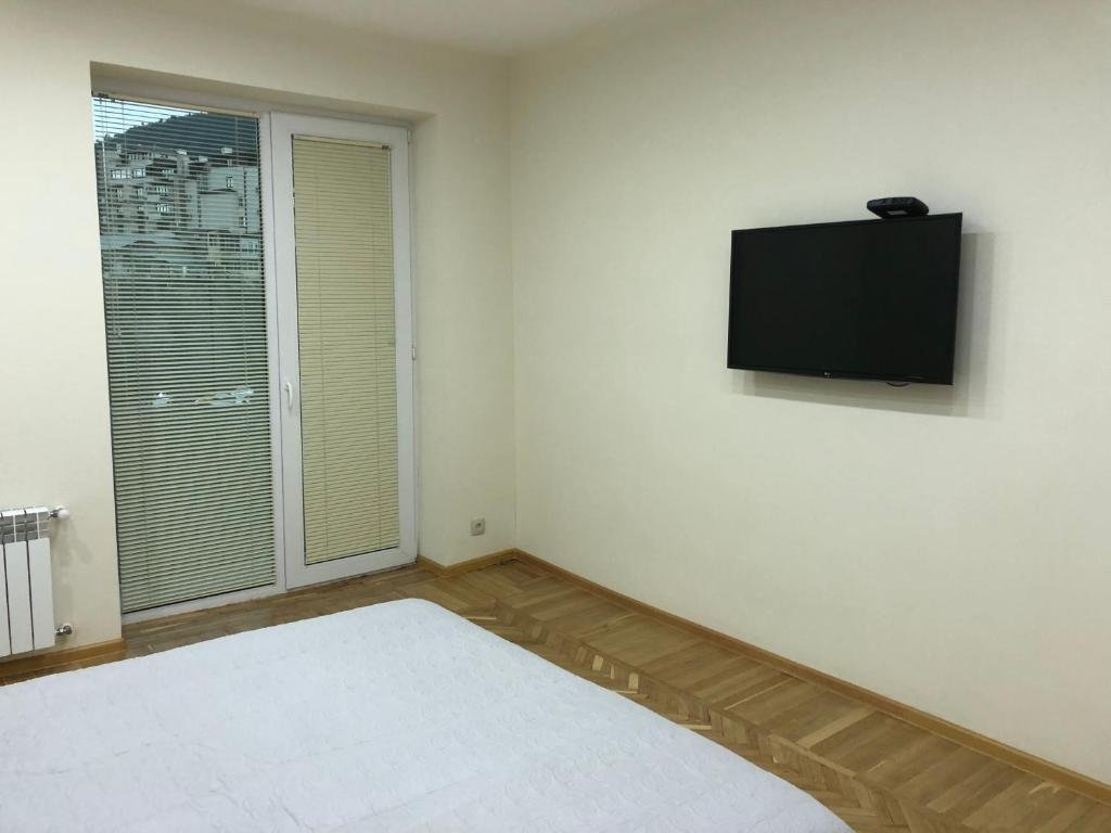 Тбилиси: amazing view apartments near river