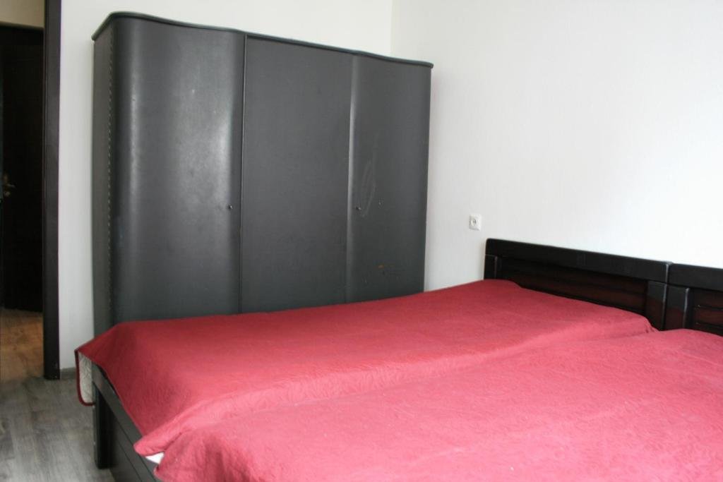 Тбилиси: Bright and Cozy Apartment Near Vake Park