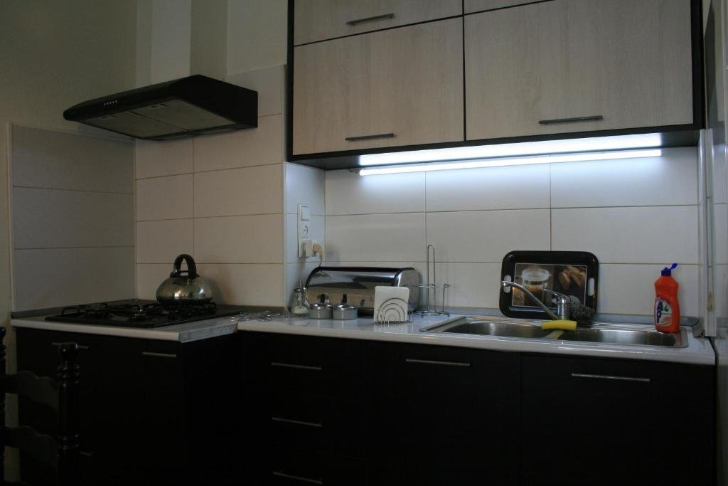 Тбилиси: Bright and Cozy Apartment Near Vake Park