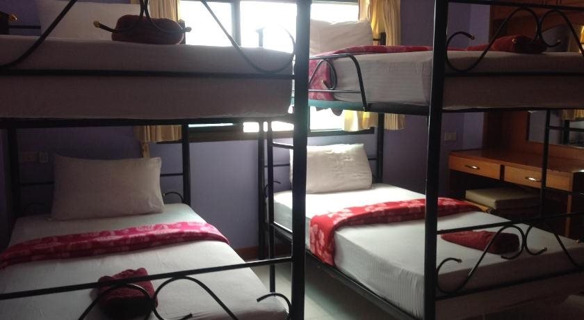 Самуи: Coconut House Chaweng Hostel