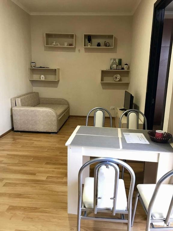 Тбилиси: Apartment on Nikoladze