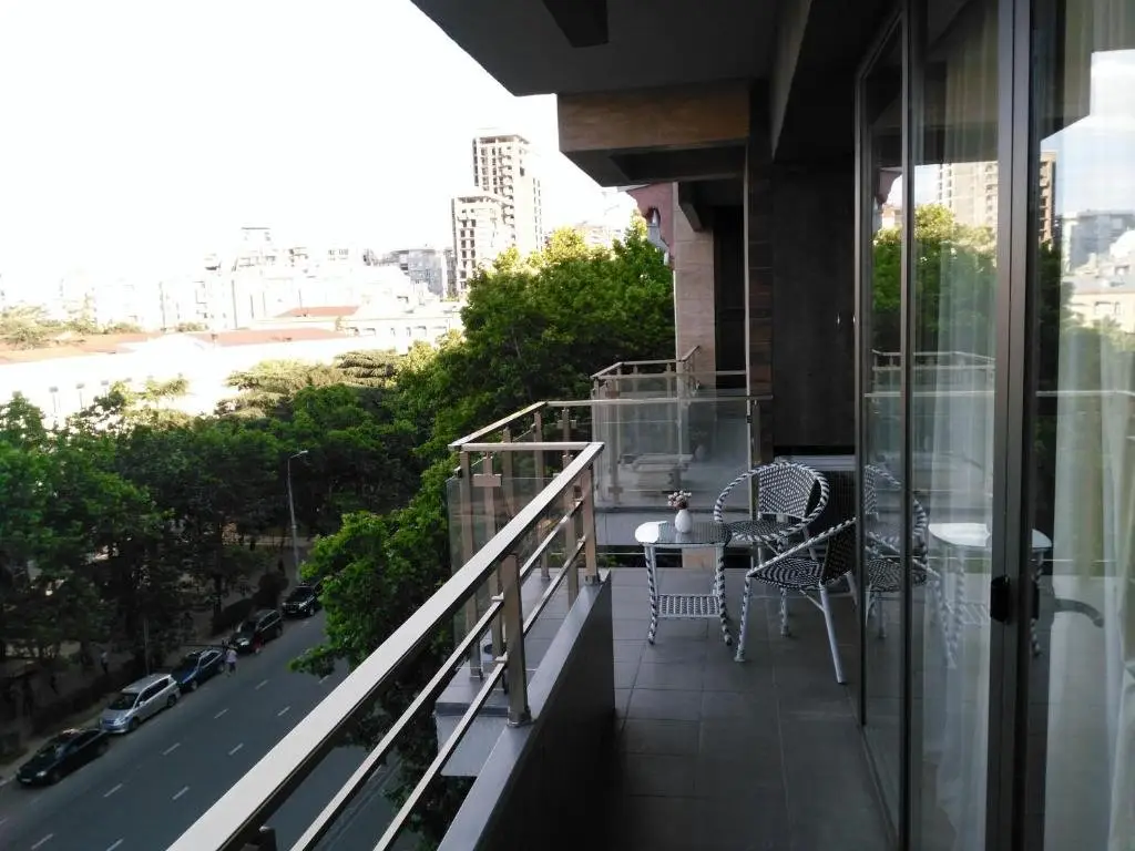 Тбилиси: Apartments in Ameri Plaza