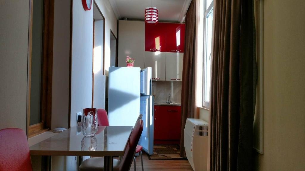 Тбилиси: Apartment Avlabari (In old Tbilisi)