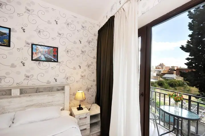 Тбилиси: Apartment Art Nebula Old Avlabari
