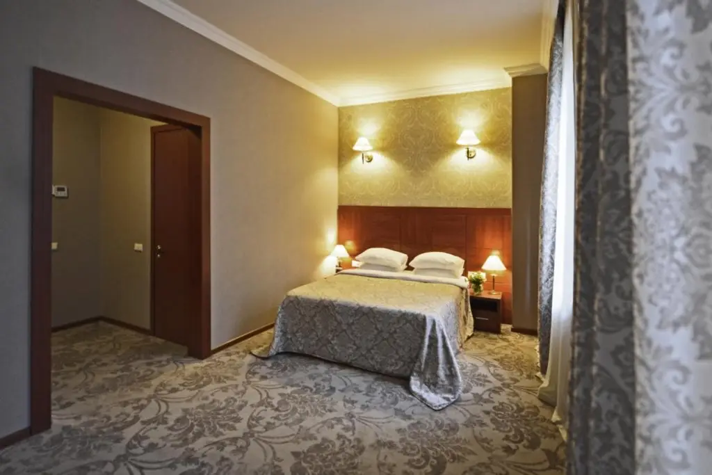 Тбилиси: Astoria Tbilisi Hotel
