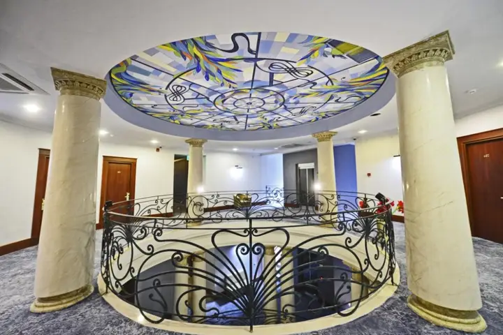 Тбилиси: Astoria Tbilisi Hotel