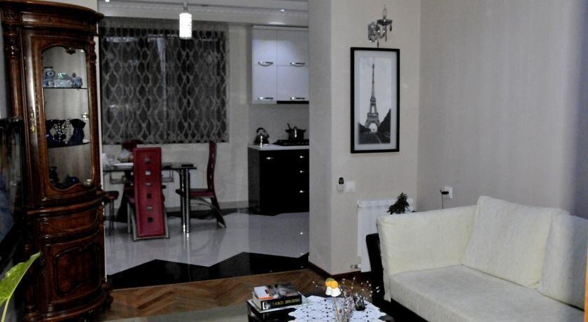 Батуми: Apartment Lermontovi