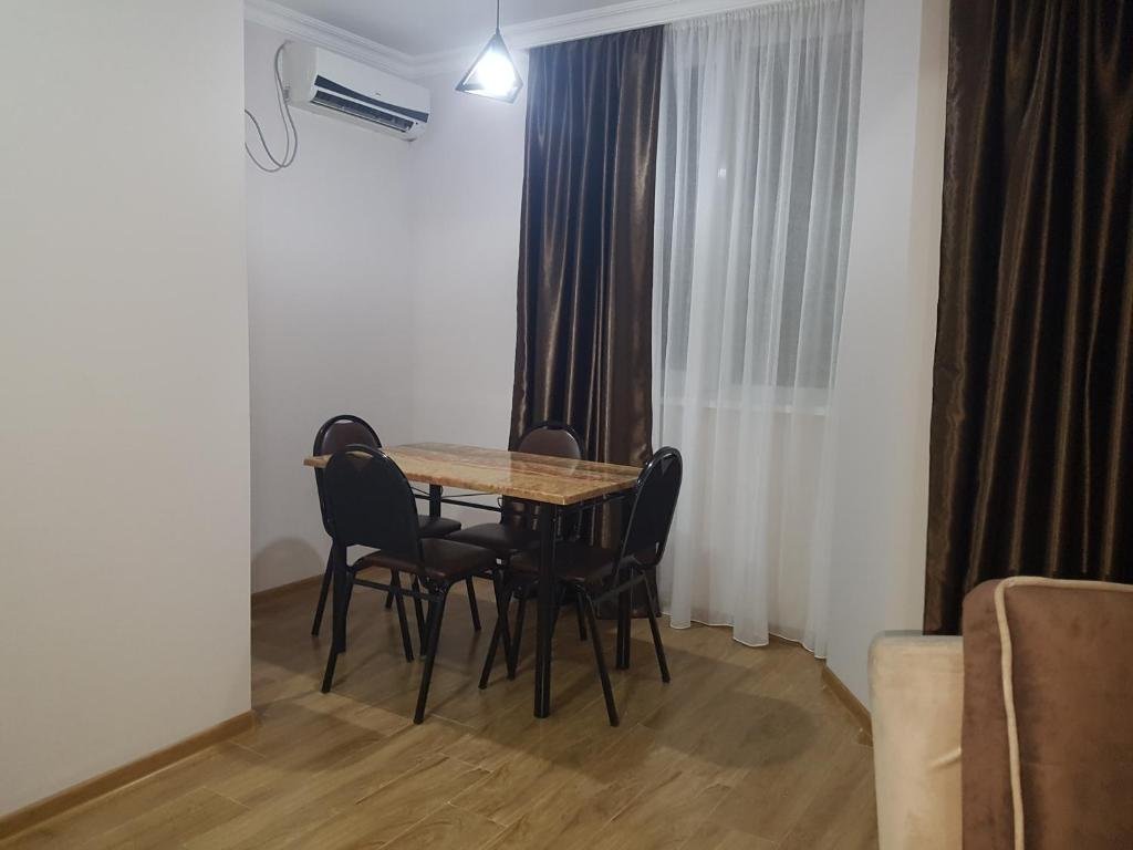 Батуми: B Apartment