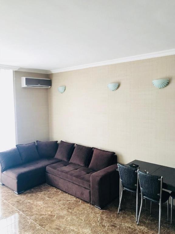 Батуми: Batumi Inn Apartments