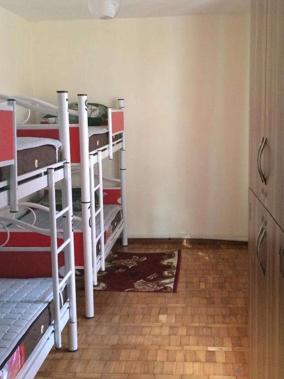 Батуми: A Cosy House