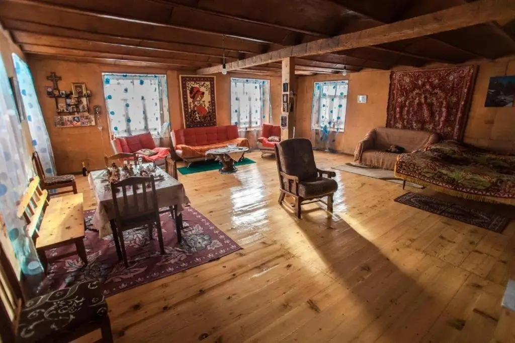 Местиа: Guesthouse Tanano/Dodo