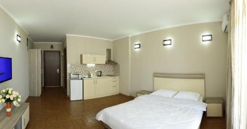 Батуми: Batumi Orient Lux
