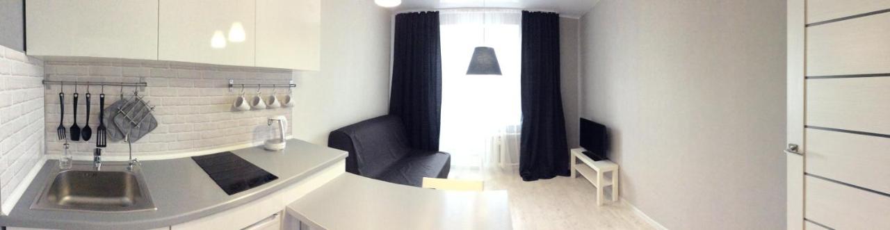 Вологда: Apartment on Lavrova 9