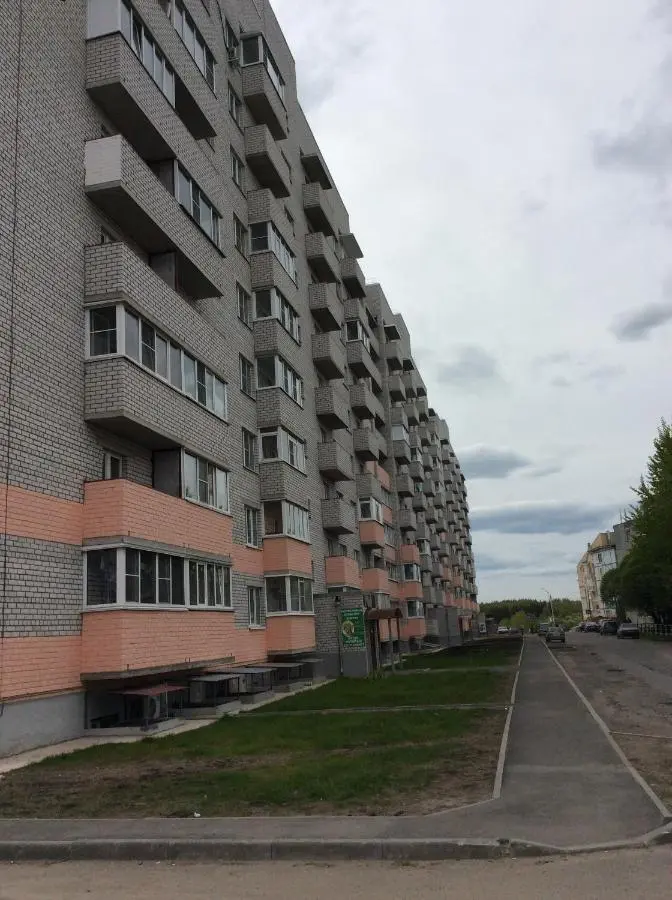 Вологда: Apartment on Lavrova 9