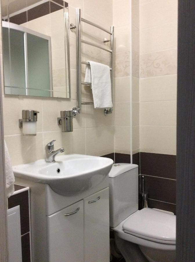Вологда: Apartment on Lavrova 9