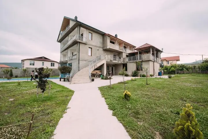 Тбилиси: Artangel House Tbilisi