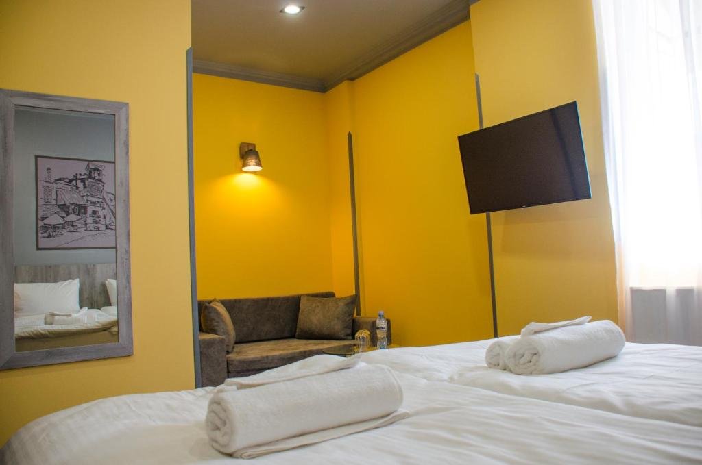 Тбилиси: Atoneli Hotel