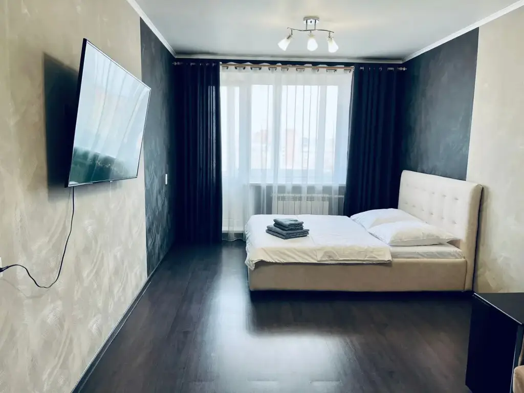 Томск: Apartamenty Vozle Izumrudnogo Goroda Apartments