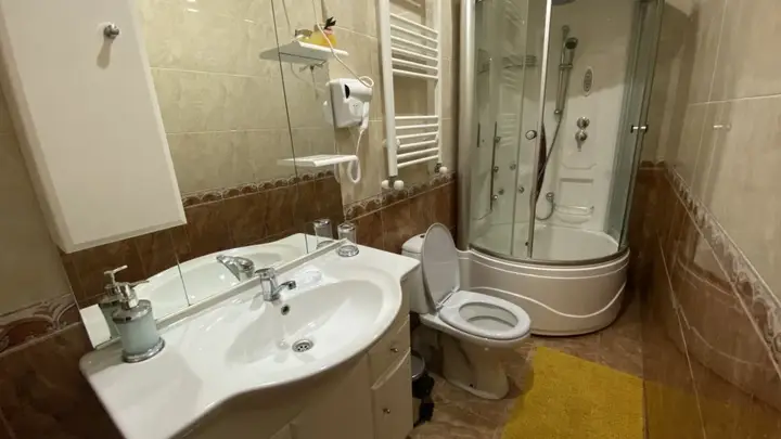 Тбилиси: Гостевой дом Apartments City On The Palm