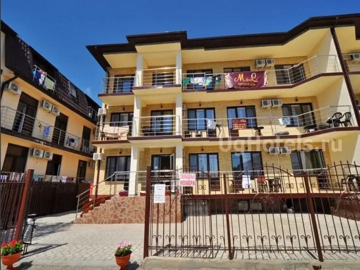 Витязево: Seven Seas Hotel