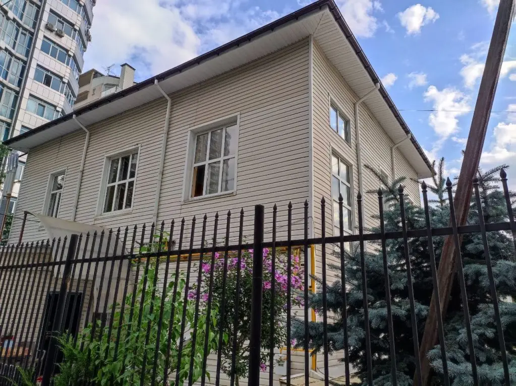 Сочи: Studiya Kubanskaya 13 Apartments